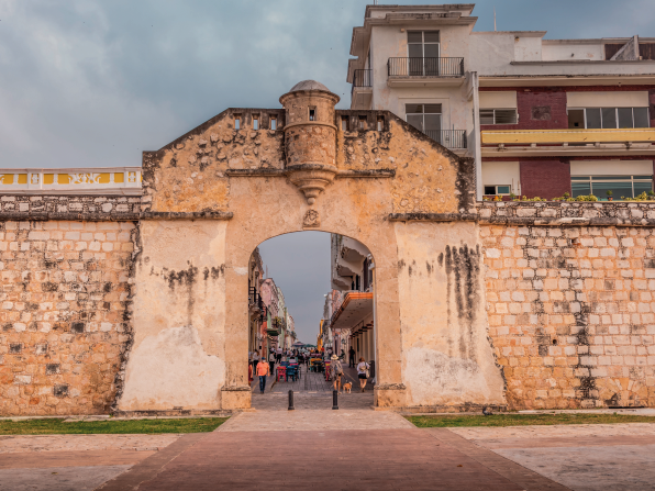 Puerta de Mar reconstruida - Centro Histórico - San Francisco de Campeche
